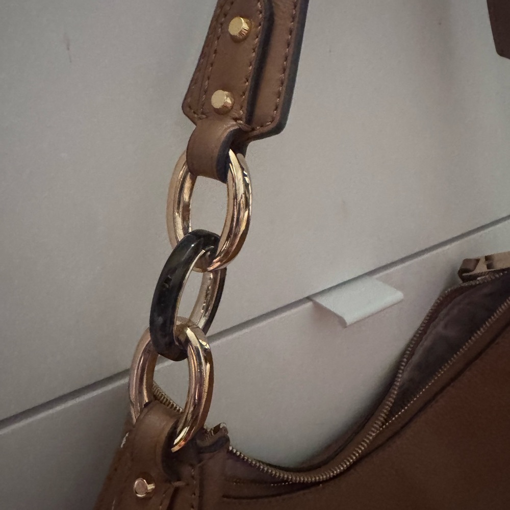 Michael Kors Chocolate Brown Leather Hobo Bag – Classic Everyday Shoulder Bag - Picture 5 of 9